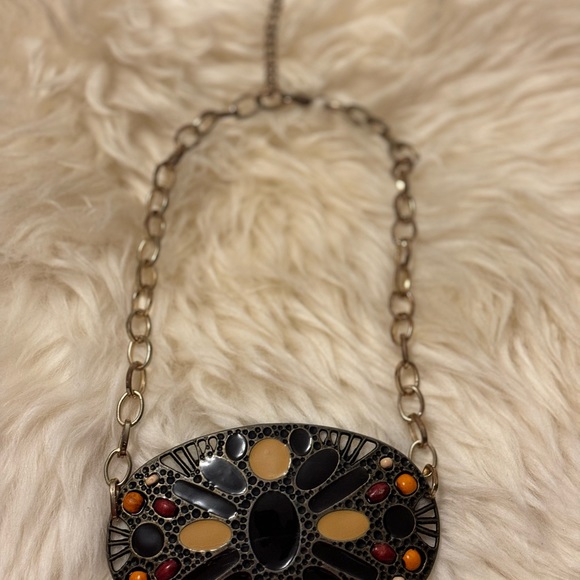 Necklace - Picture 2 of 2